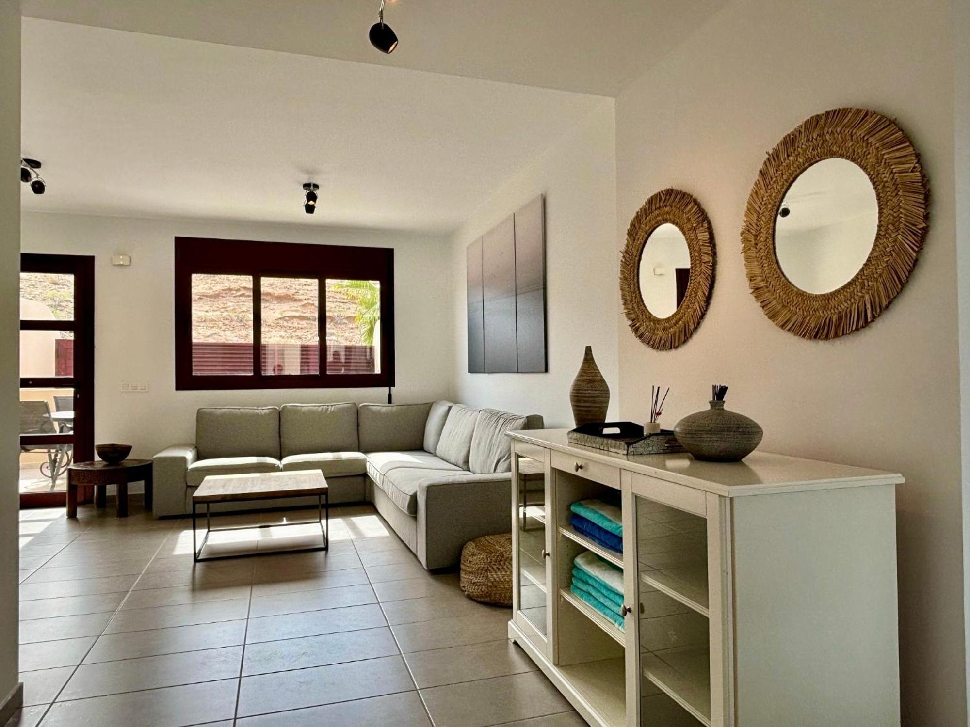 Chalet Adosado El Medano Luaran gambar